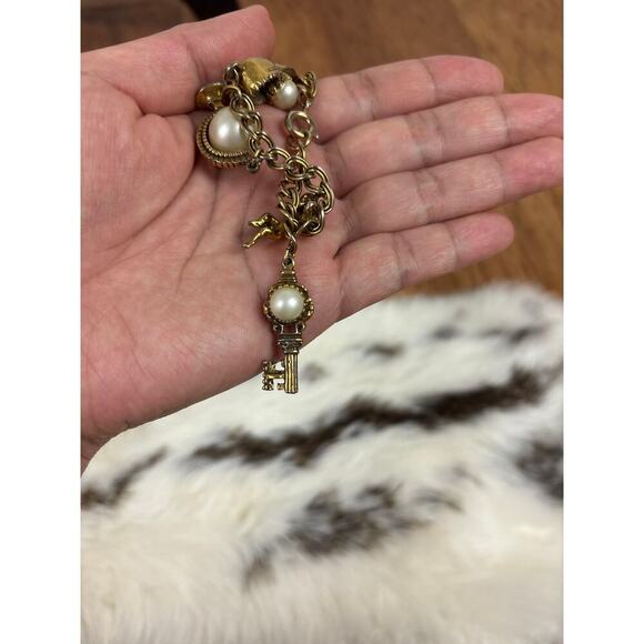 B7 Circo Victorian Style Charm Bracelet Vintage Rare Statement Collector Royal - Picture 7 of 12